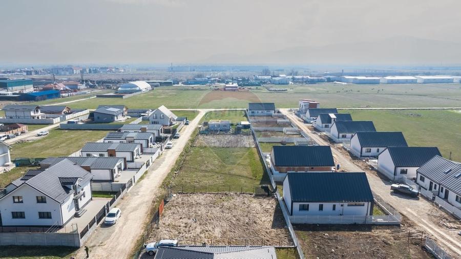 Comision 0% | Teren pentru casa ta, într-o zonă liniștită din Codlea - 3
