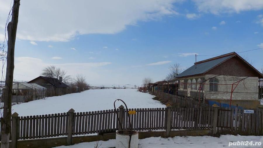 Vand casa ?i teren - 2