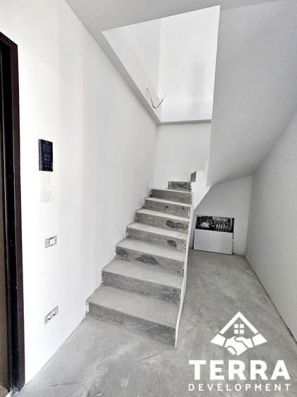 Duplex 4 camere, peste drum de plaja - 19