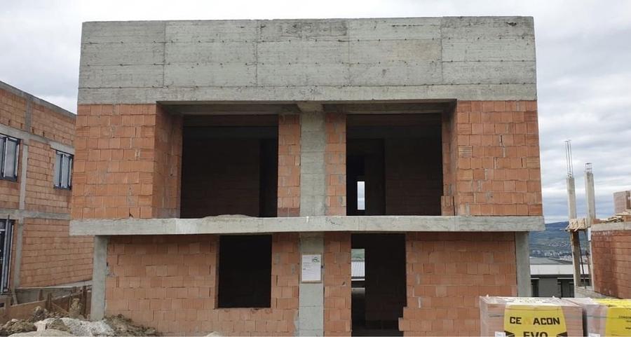 Duplex 5 camere zona Voronet, 160 mp utili, teren 280 mp - 5