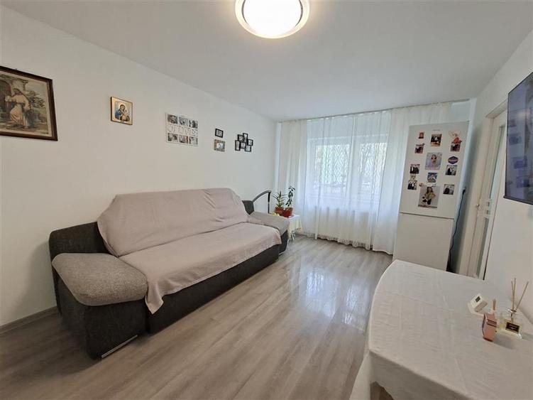 Garsoniera moderna cu pivnita zona Lazaret - 3