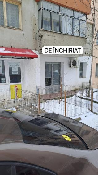 Spațiu comercial, de 25 mp, în Central