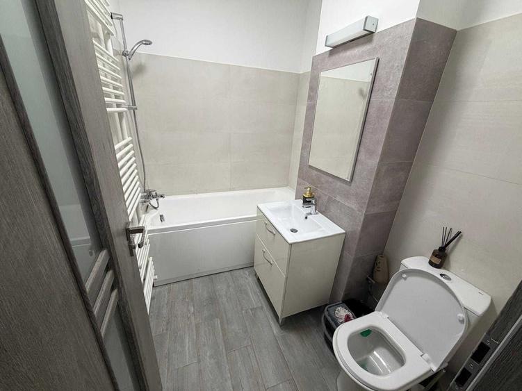 Exigent Plaza Faza 2 langa parcul Liniei, in apropiere de metrou, Mall Plaza - 7