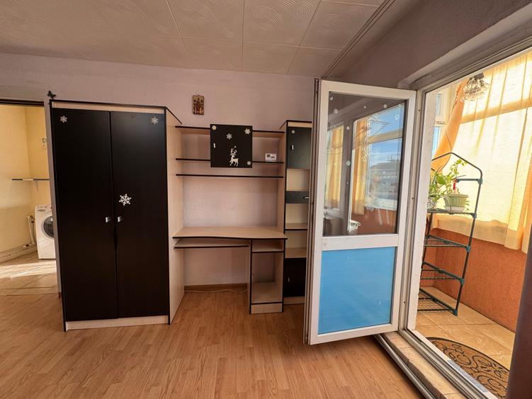 2 cam, 58 mp, etaj 3, zona Zahana - str. Toamnei - 2