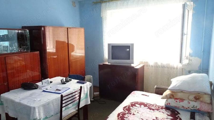 Vand apartament 2 camere in Deva, zona Al. Constructorilor, suprafata utila 46, 48 mp + balconul - 6