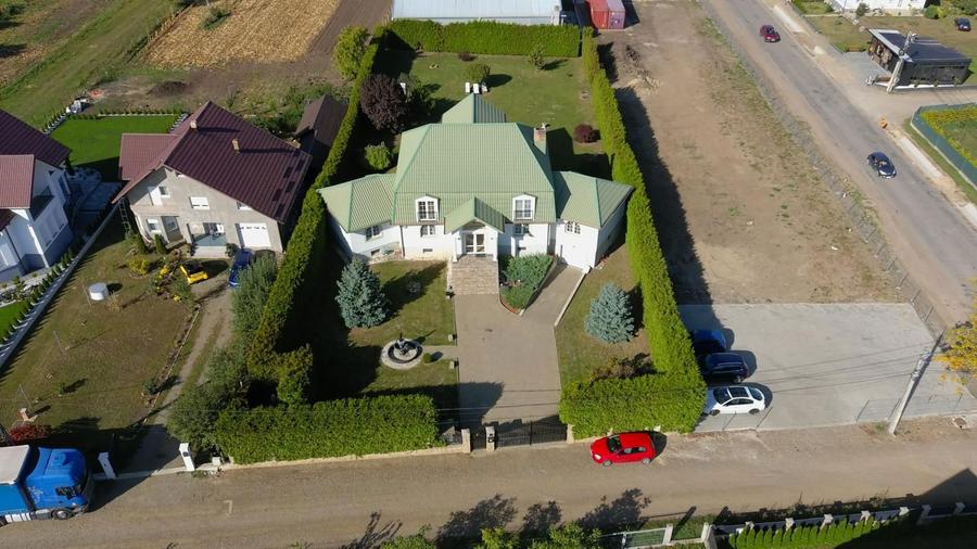 Vila superba tip conac - 7