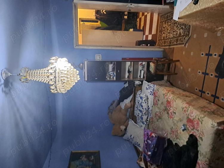 Inchiriez apartament 2 camere - 1