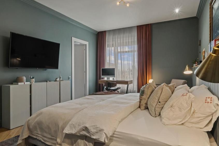 Penthouse spectaculos cu vedere la lac / Laguna Residence - 17