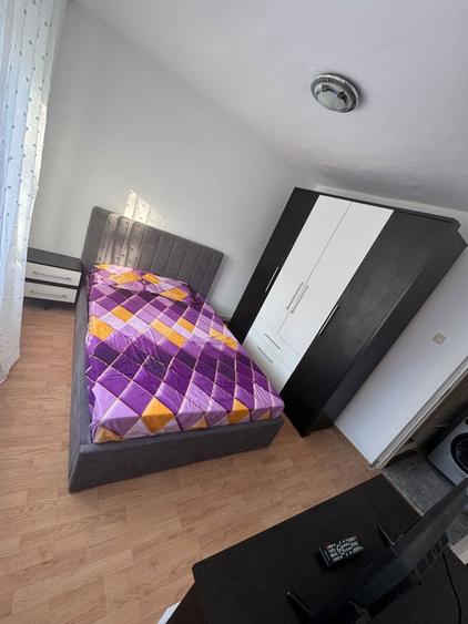 Inchiriez apartament 2 camere - 5