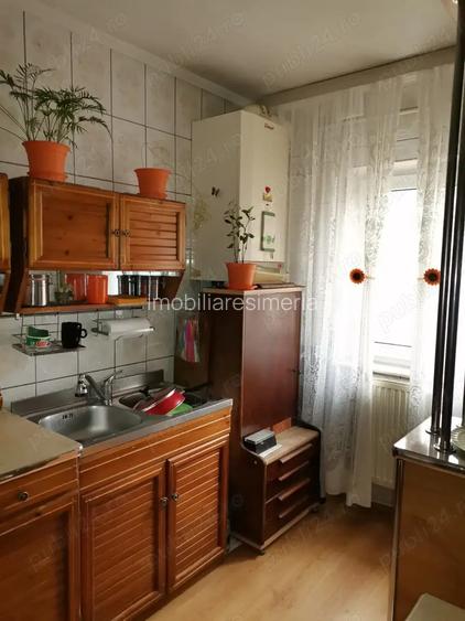 Apartament 3camere Simeria etaj 1 Apartament 3camere Simeria etaj 1