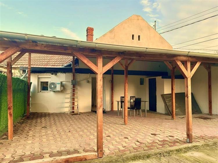 Apartament.  2 camere zona Centru - Parneava. - 4