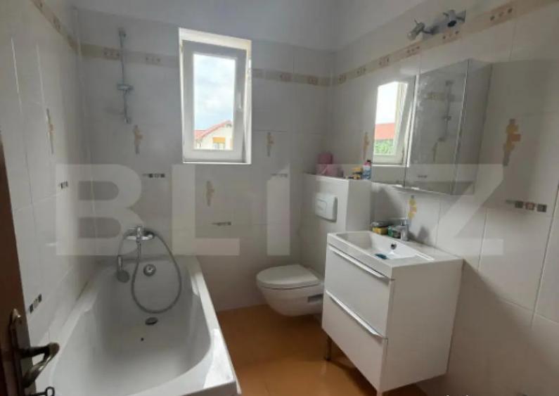 Apartament cu 3 camere, 87 mp, in vila, Cantacuzino, PRET RE - 1