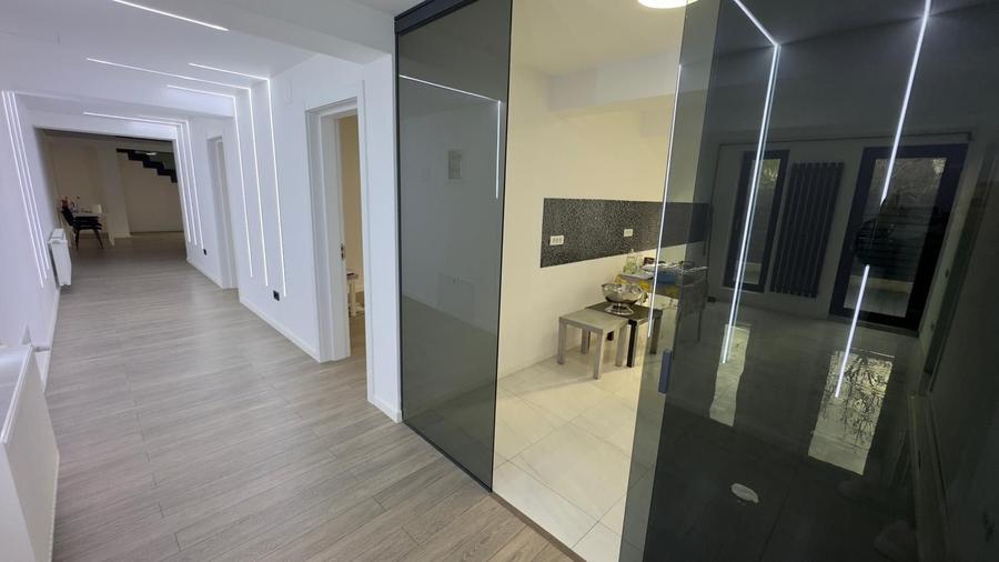 CASA INDIVIDUALA COLENTINA - 7 CAMERE - NOU, TEREN 249 MP, COMISION 0% - 2