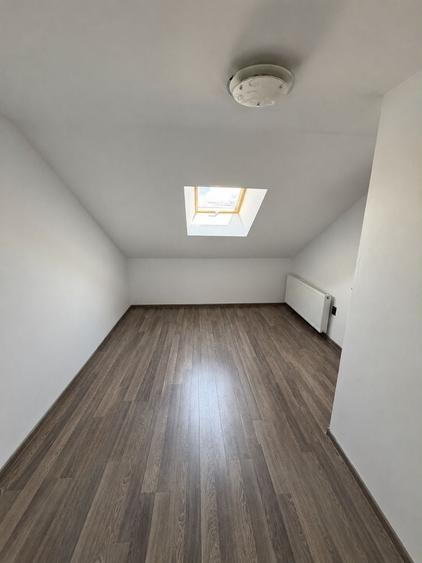Apartament cu 3 camere în Aștileu