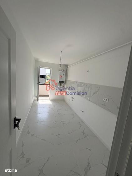 Apartament cu 3 camere decomandat în Bârnova
