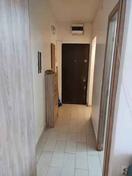 Apartament cu 2 camere semidecomandat în Cedonia