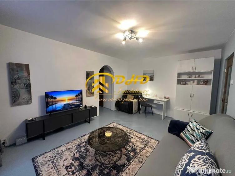 Apartament cu 2 camere semidecomandat, mobilat în Central
