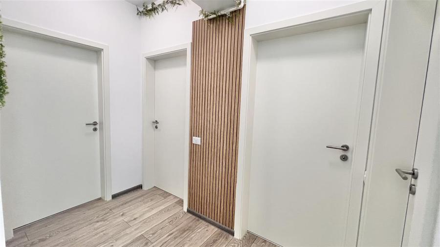 Apartament cu 2 camere decomandat în Tractorul