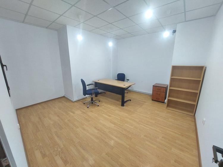 Birou, 18 mp în Craiovei