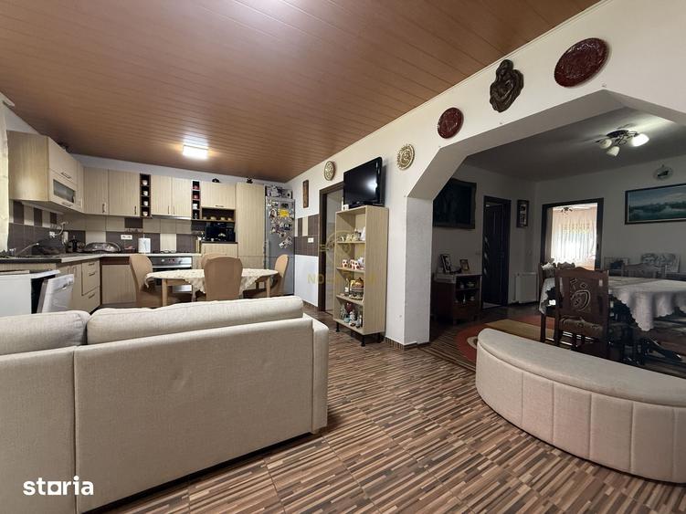 De vanzare Casa cu 4 camere si teren de 4.839mp/Utilata/Mobilata - 6