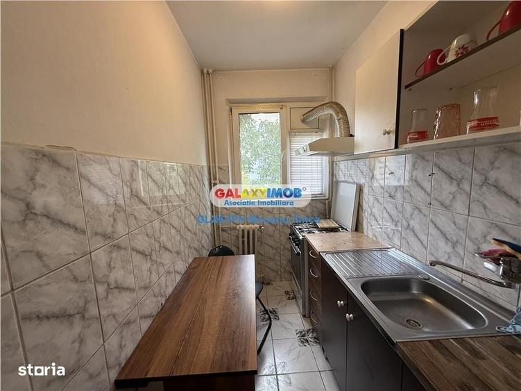 Apartament cu 2 camere nedecomandat, mobilat în Mihai Bravu