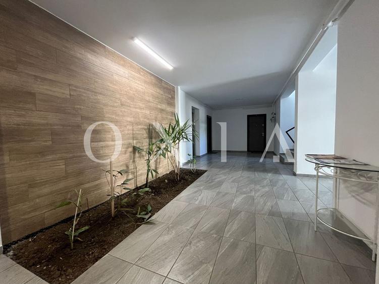 Apartament cu 2 camere semidecomandat, mobilat în Dumbrăvița