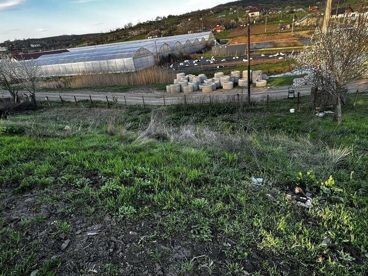 Spațiu comercial, de 1,700 mp, în Rediu