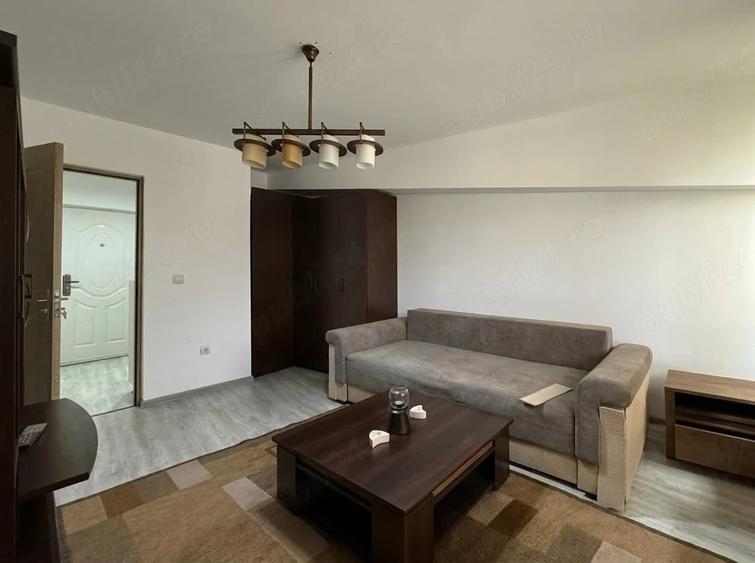 Apartament cu 2 camere decomandat în Astoria