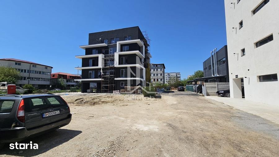 Apartament cu 2 camere în Apărătorii Patriei