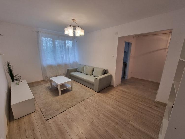 Apartament cu 2 camere semidecomandat, mobilat în Grivița