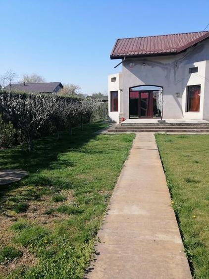 Casă cu 5 camere cu Teren 229 Mp în Periș