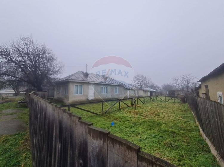 Casă  cu 3 camere de vânzare in Jiliste - 3