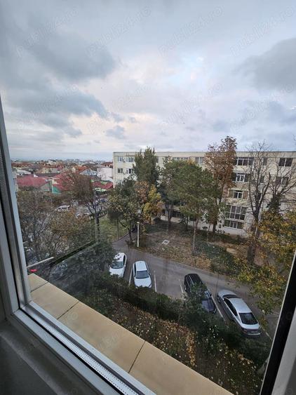 Vand sau inchiriez apartament 2 camere semidecomandat 4 4 Tomis 2, Cri?anei 65A - 10