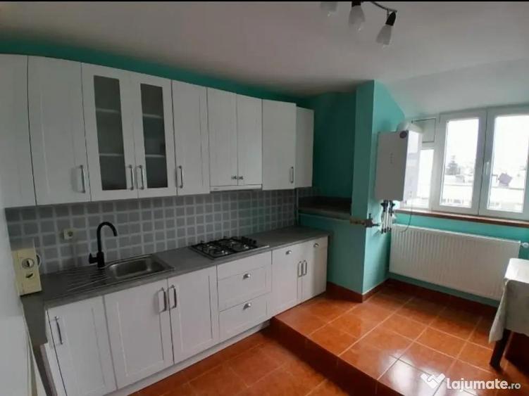 Apartament cu 3 camere Zona Zamca - 6