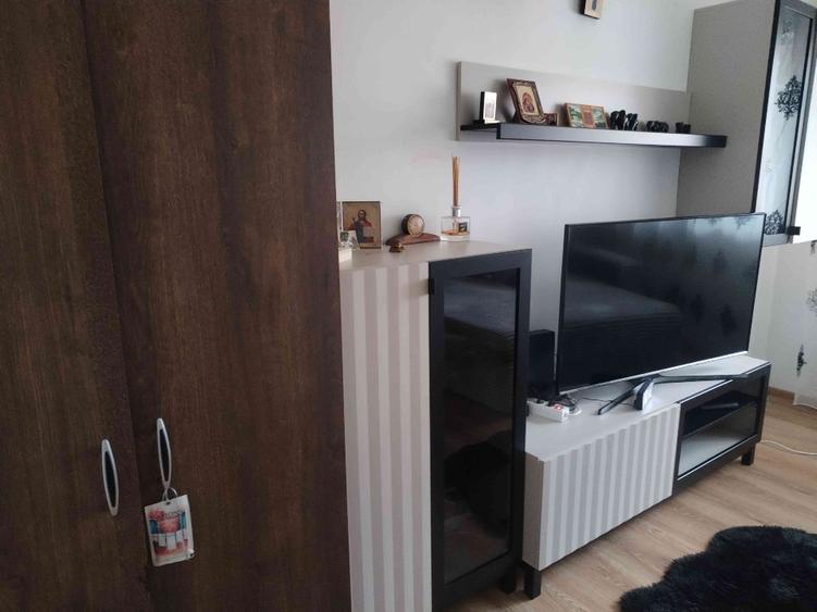 Vând garsonieră  - 2