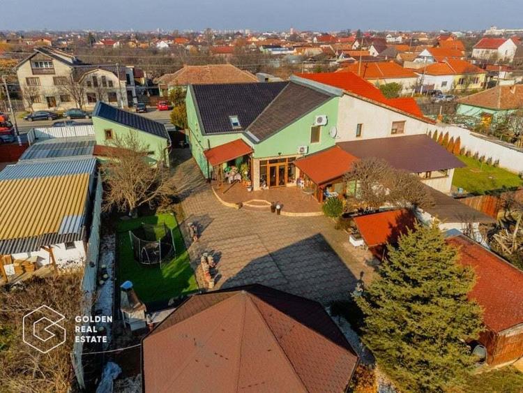 Vila spatioasa cu cinci dormitoare ?i teren generos de 1440 m in Aradul Nou - 10