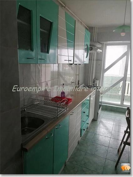 Apartament 3 camere decomandate zona Far - 4