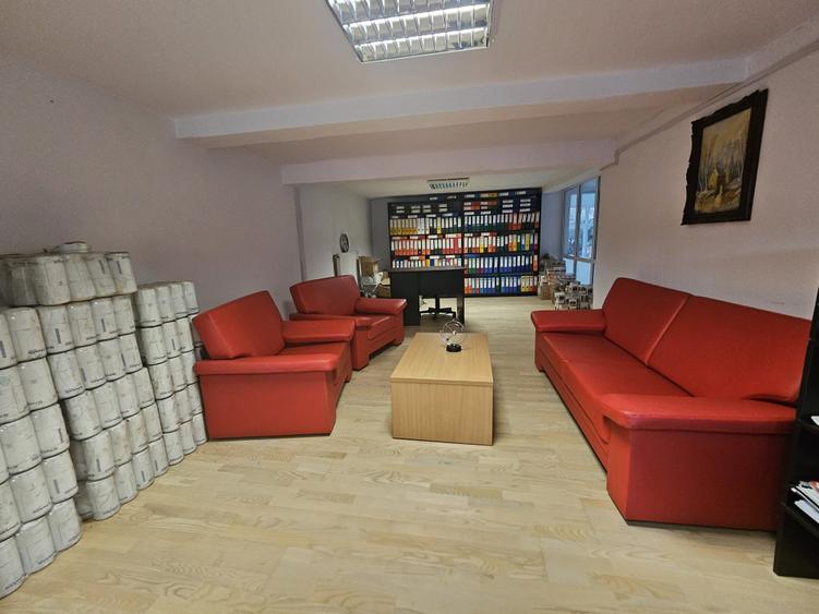 Imobil P+2E+M, cu spațiu comercial, zona Spitalul Județean, comision 0% - 29