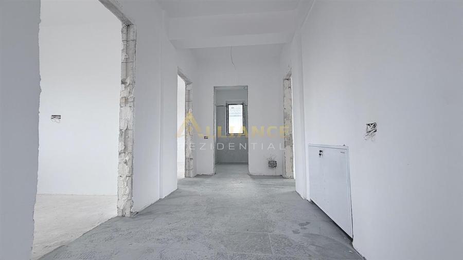 Casa Individuala - 5 camere - 3 bai - 400mp - 9