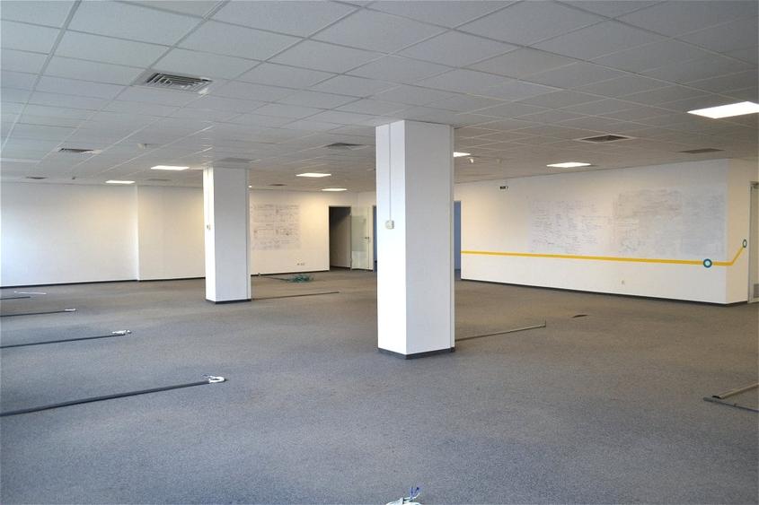 COMISION 0. Spatii in cladire de birouri centrala - 5