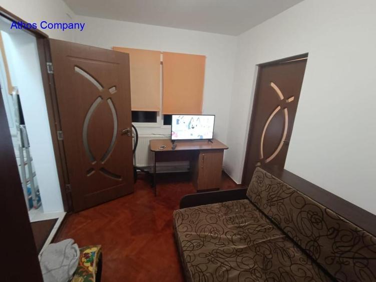 Inchirieri Case / vile SEMICENTRAL PIATA 1 MAI - 10