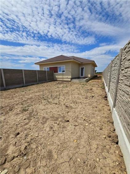 Duplex pe parter - zona buna - toate utilitatile - 7