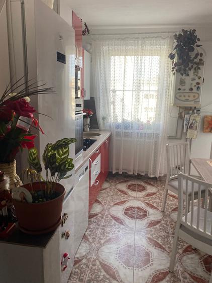 Apartament de vanzare - 4