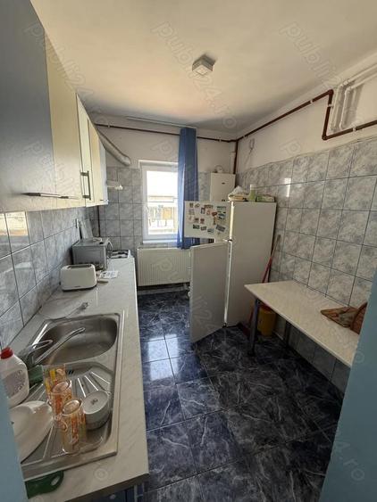Apartament de vanzare - 3