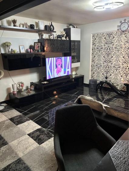 Vand /schimb cu casa apartament 3 camere zona central - 5