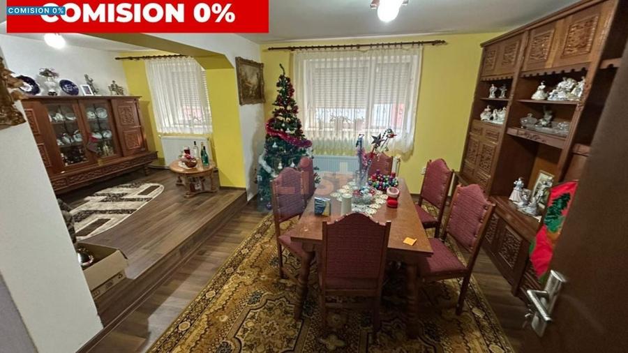 Comision 0 %, casa cu garaj si teren de 561 mp in zona linistita - 1