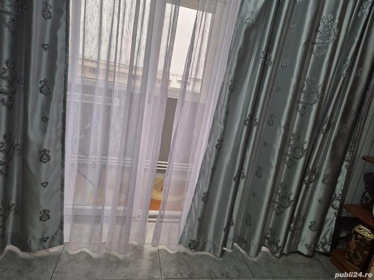 Inchiriez apartament 3 camere - 6