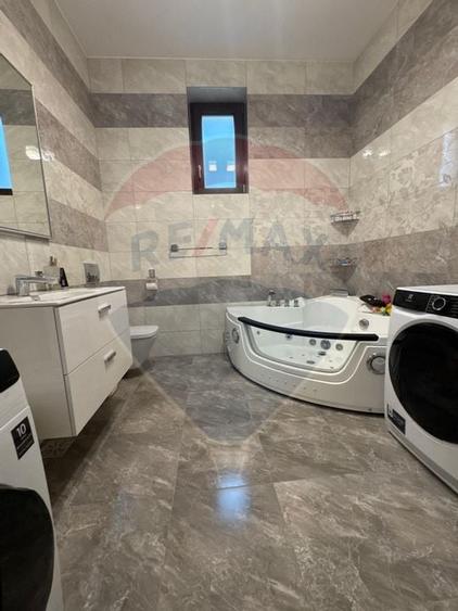 Casa stil boieresc,zona centrala, teren 450mp, comision zero - 19