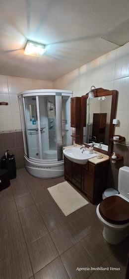 Casa la cheie zona centrala mobilata si utilata - 12