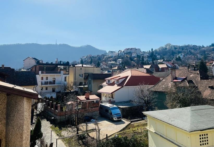 Vila generoasa in centrul istoric - 13